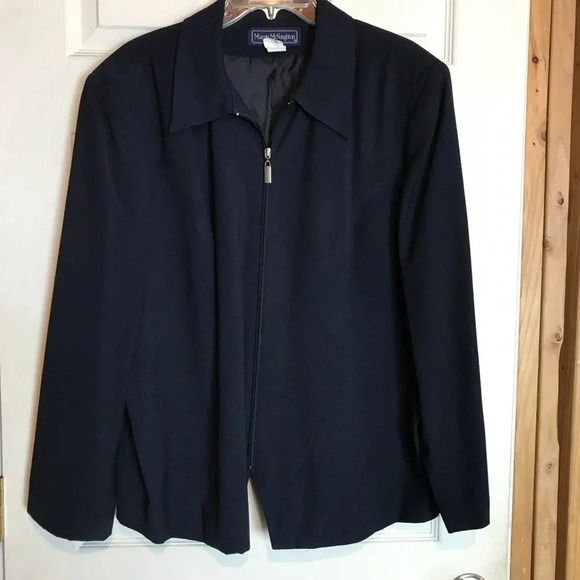 Maggie McNaughton Navy Blue Zip Blazer Size 18W